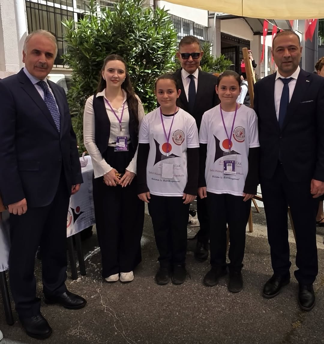 Kaymakamımız Sn. Süleyman ÖZÇAKICI, “TÜBİTAK 4006 Bilim Fuarı”na Katıldı.