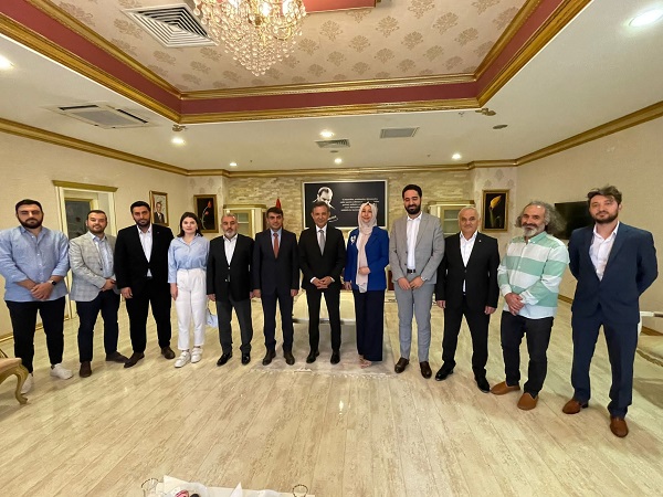 Esenler Kızılay Derneğinden Hoş Geldin Ziyareti.